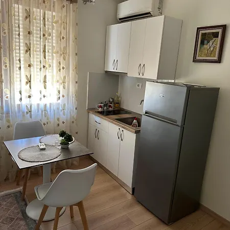 Lägenhet Dani's Tirana